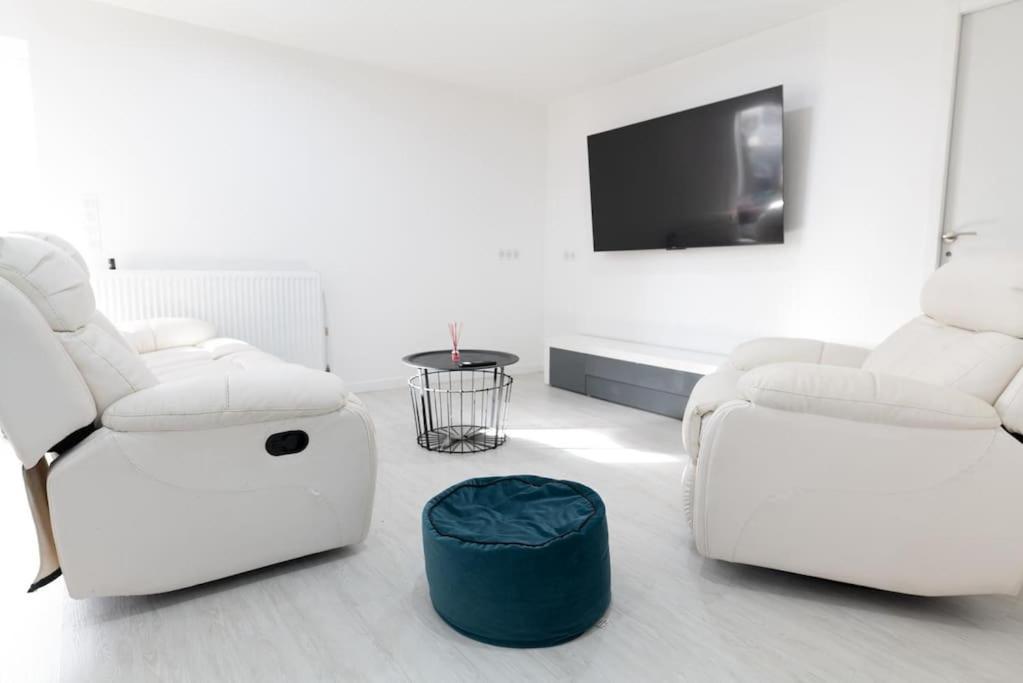 Appartement Entier 2 Chambres Chez Zarius Athis-Mons Exterior photo